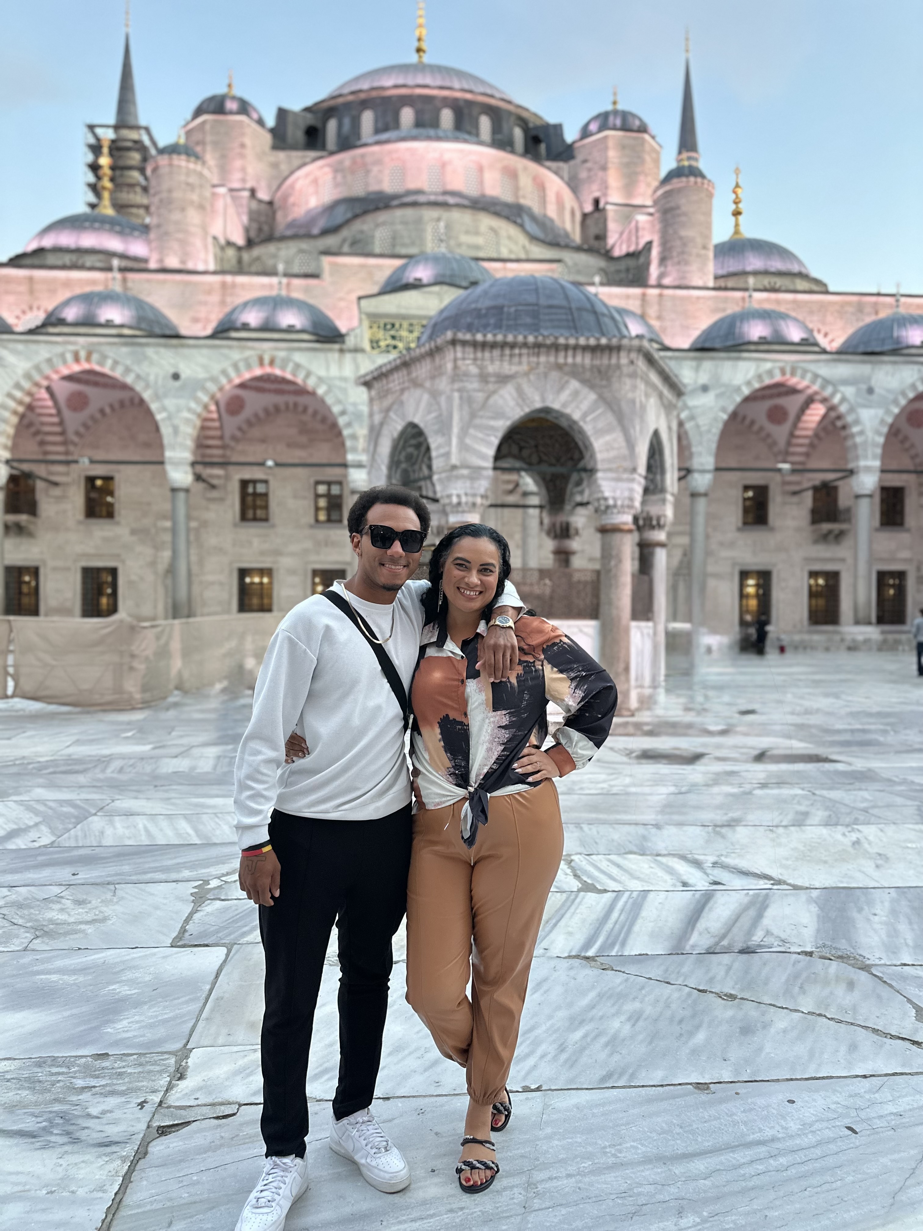 Pazaz Romance in Istanbul Turkey